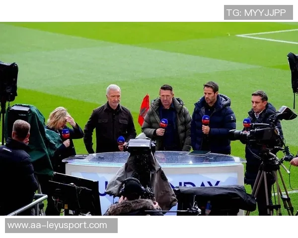 内维尔谈B费:初印象改变他是个努力且善良的人 内维尔谈B费:初印象改变他是个努力且善良的人